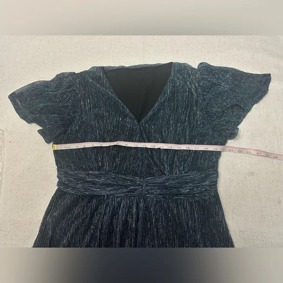 💜BloomChic Black Midi Dress - Picture 6 of 12